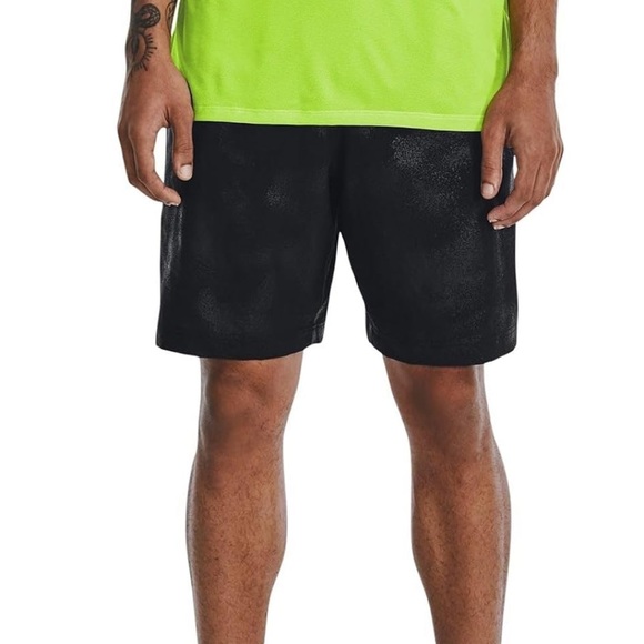 New Under Armour Black Woven Emboss Shorts Men’s Size L - Picture 6 of 16